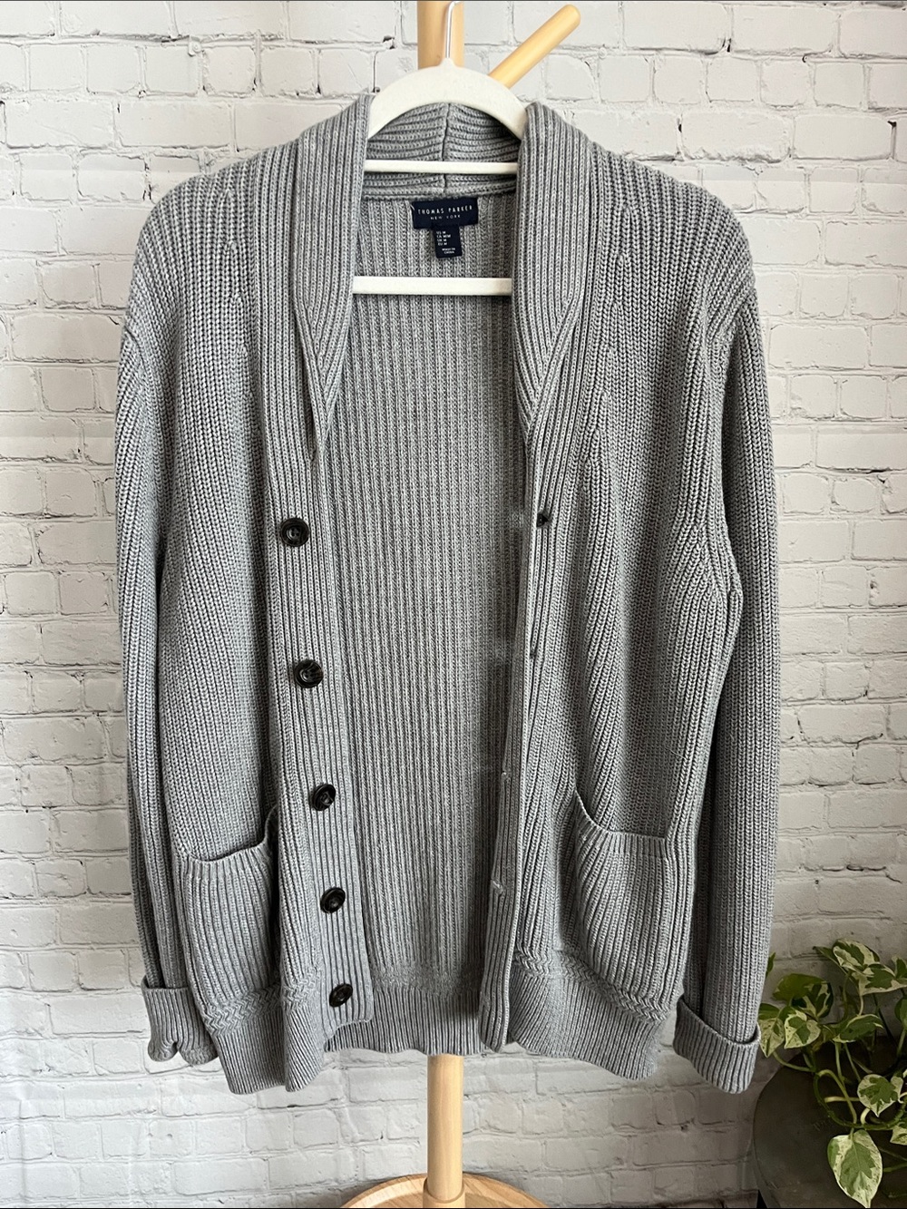 Thomas Parker Men's Gray Ribbed Shawl Collar Cardigan